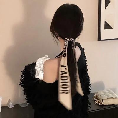 五年后，她与崽崽强势回归